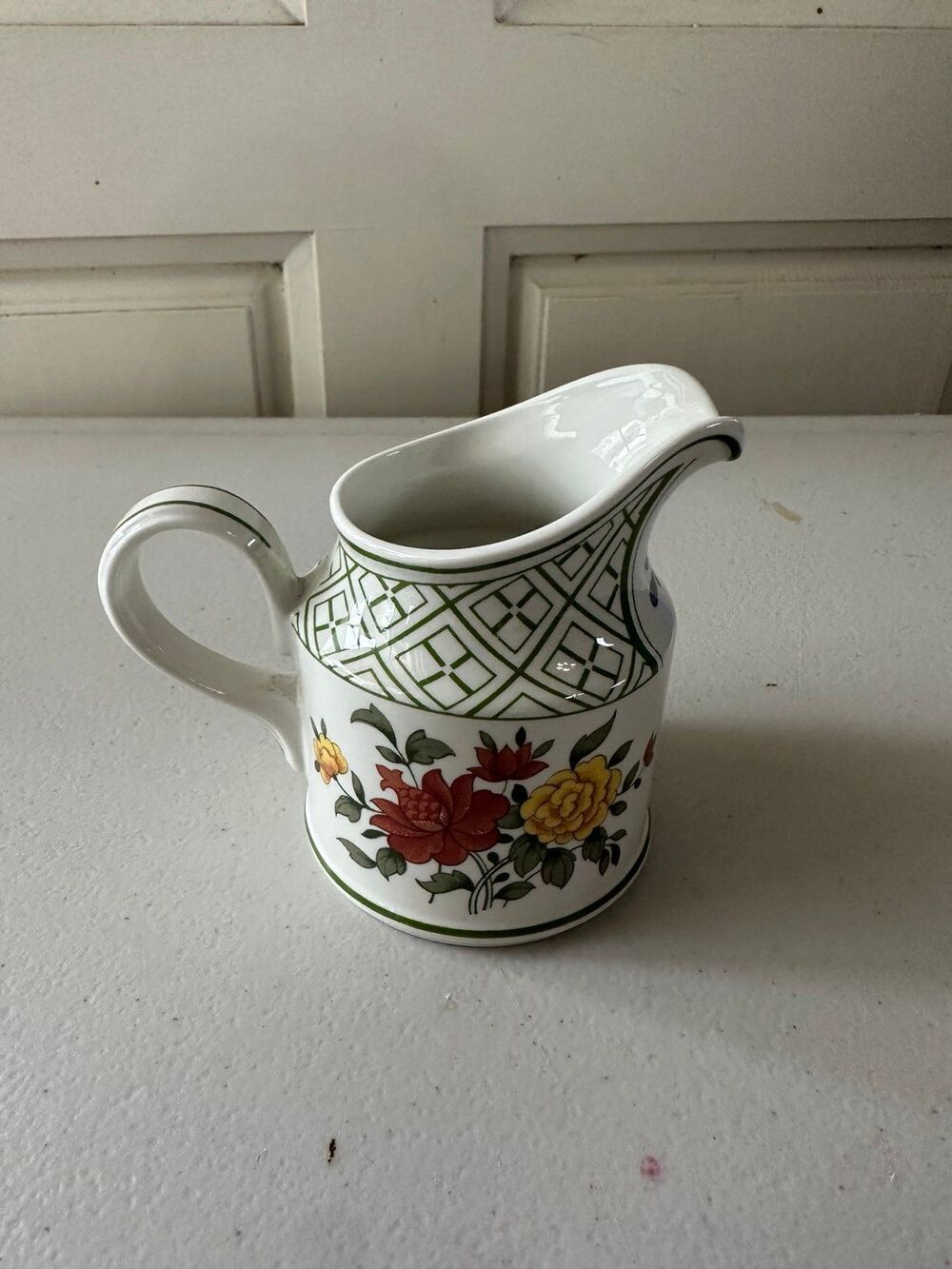 Villeroy & Boch Vintage Discontinued Summer Day Replacement Piece Creamer